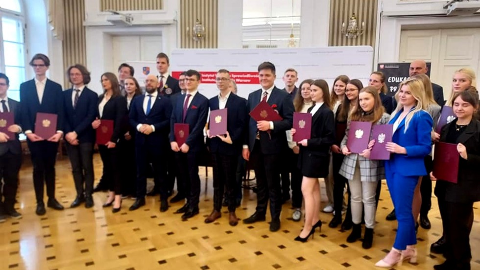 Nowy Dwór Gdański. Jola Gul laureatką Ogólnopolskiej Olimpiady Wiedzy o Prawie i Wymiarze Sprawiedliwości.