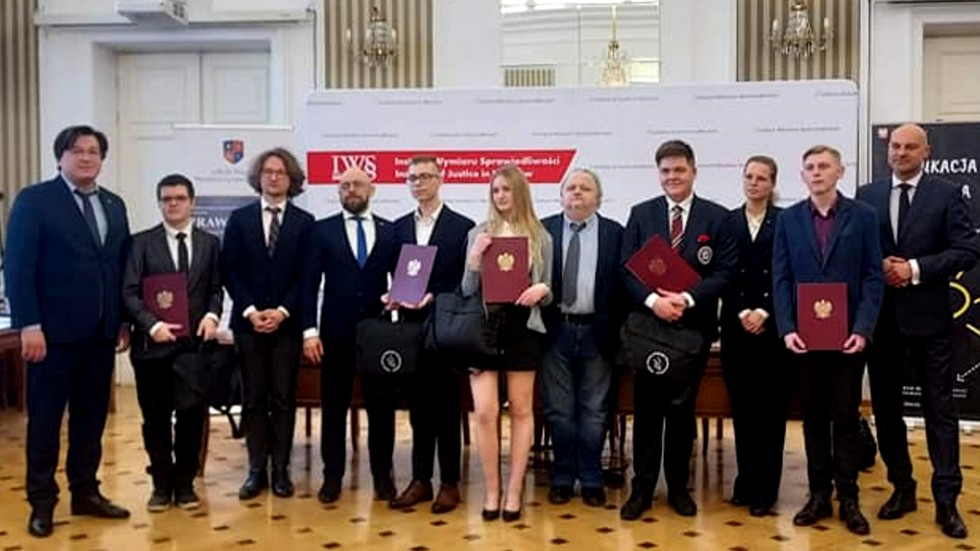 Nowy Dwór Gdański. Jola Gul laureatką Ogólnopolskiej Olimpiady Wiedzy o Prawie i Wymiarze Sprawiedliwości.