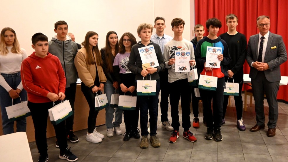 Nowy Dwór Gdański. Powiatowe eliminacje Ogólnopolskiego Turnieju Wiedzy Pożarniczej.