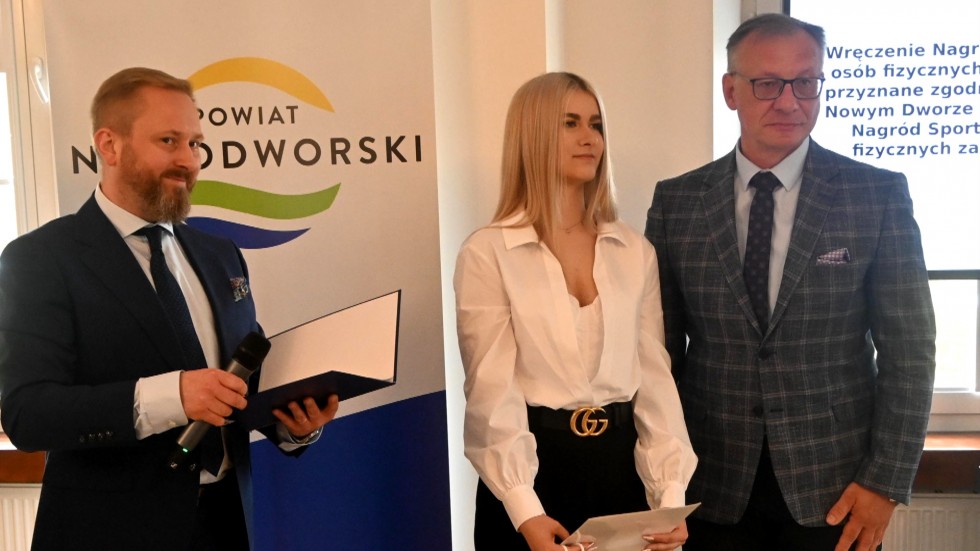 Nowy Dwór Gdański. Najlepsi sportowcy 2021 nagrodzeni.