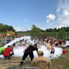Pogoda i frekwencja dopisały na Gminnym Dniu Dziecka w strzelnicy Trofeum.…
