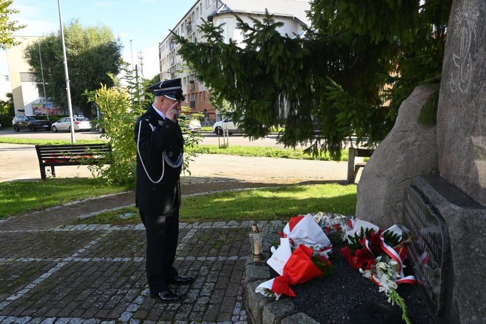 Pamięć jest naszym obowiązkiem - Nowy Dwór Gdański uczcił ofiary II wojny światowej
