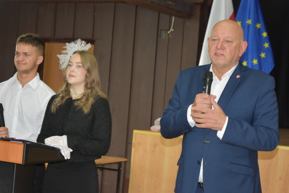 Nowy rok szkolny 2026/2027 rozpoczęty! Powiat sztumski życzy powodzenia całej społeczności szkolnej