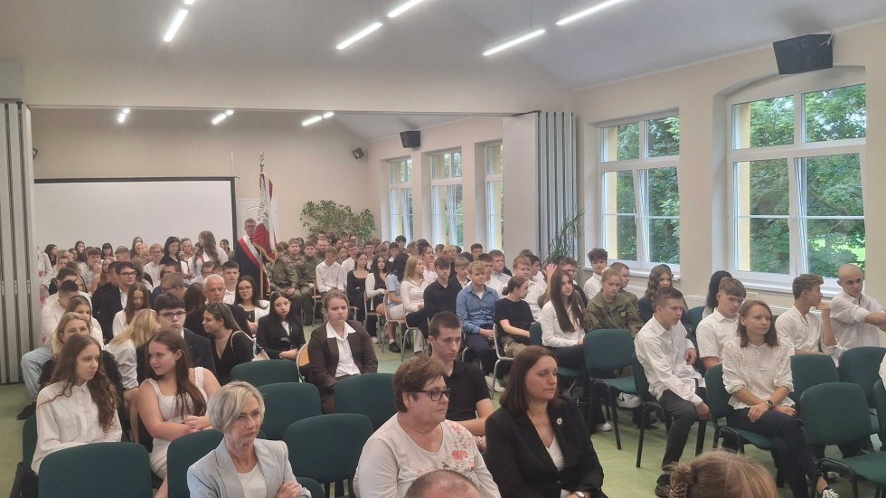 Nowy rok szkolny 2026/2027 rozpoczęty! Powiat sztumski życzy powodzenia całej społeczności szkolnej
