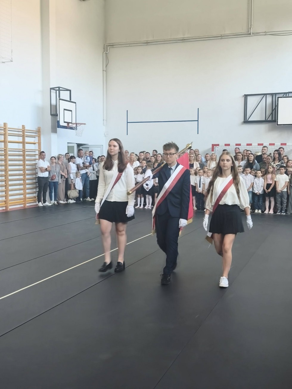 Nowy rok szkolny 2026/2027 rozpoczęty. Uroczyste powitanie uczniów w szkołach Gminy Malbork