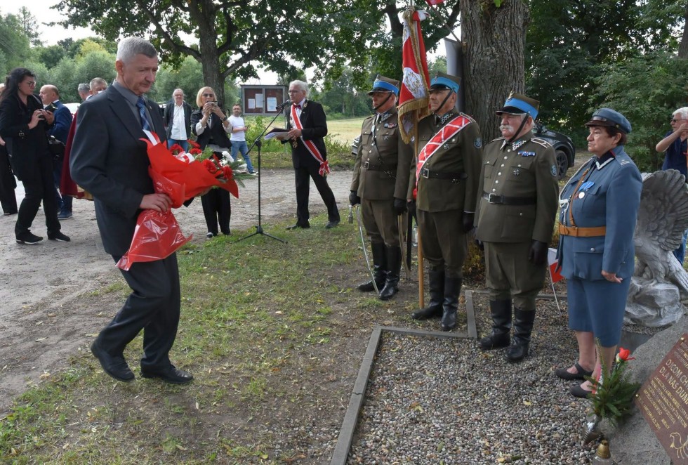 „Inka” wciąż żywa w pamięci. Uroczystości w Waplewie Wielkim i Tulicach