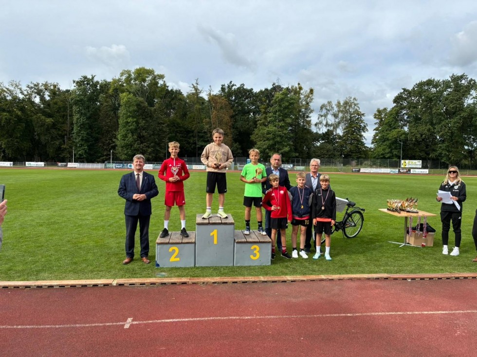 Sportowy sukces uczniów z Gminy Malbork. II miejsce drużynowo w Biegu Trzeźwości