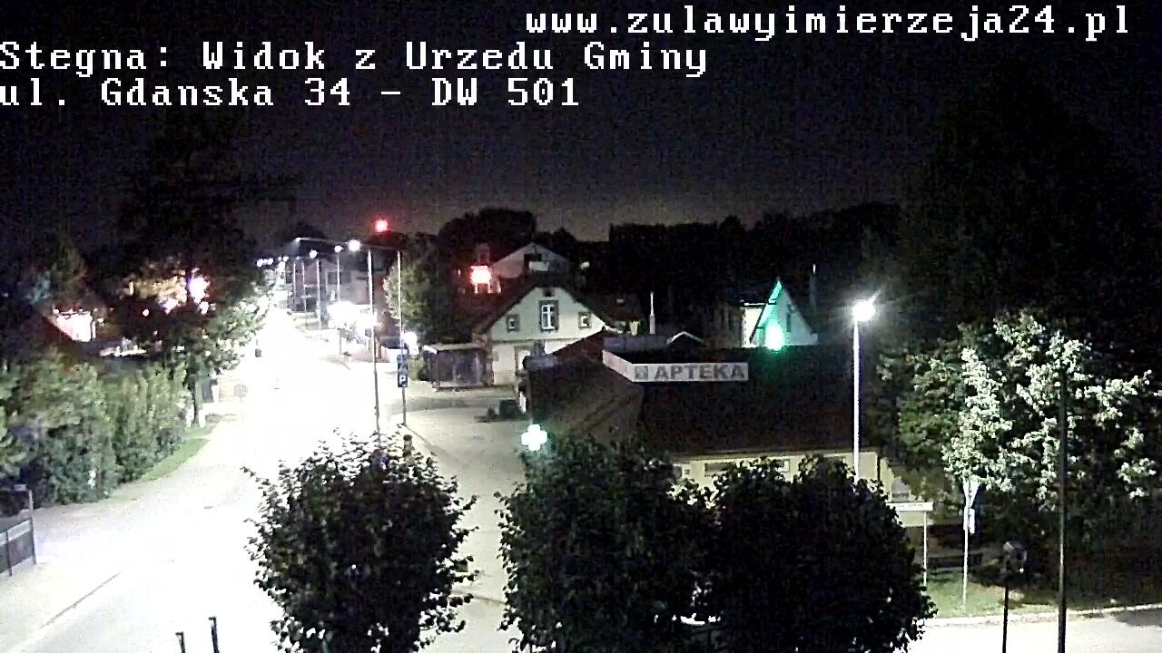 Podgląd: Stegna: Widok z Urzędu Gminy, ul. Gdańska 34 - Droga Wojewódzka nr 501 - Pogoda w Stegnie - Plaża na żywo. Gmina Stegna